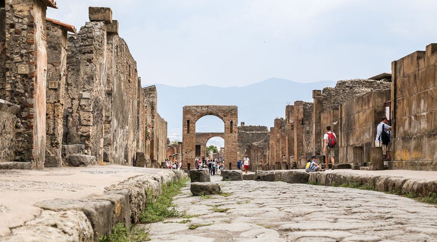In The Shadow of Versuvius – Pompeii Ruins – The Joy of the Drive